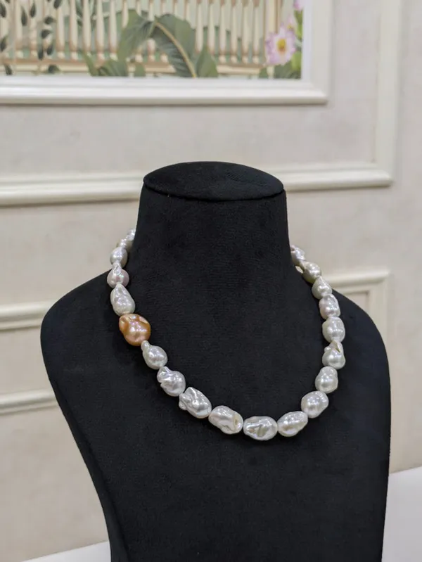 Peach_&_White__Baroque_Pearl_Necklace_For_Women
