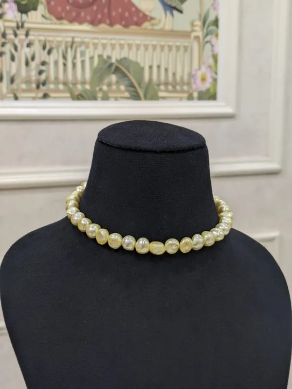Light_Golden__Baroque_Pearl_Necklace_For_Women