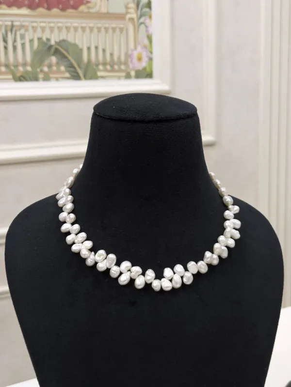 White__Fancy_Baroque_Pearl_Necklace_For_Women