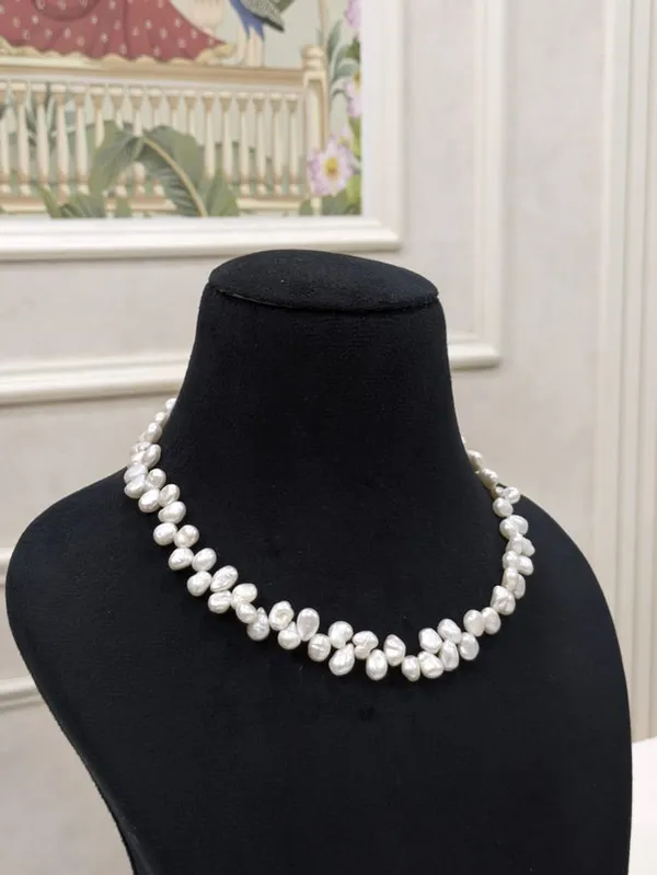 White__Fancy_Baroque_Pearl_Necklace_For_Women