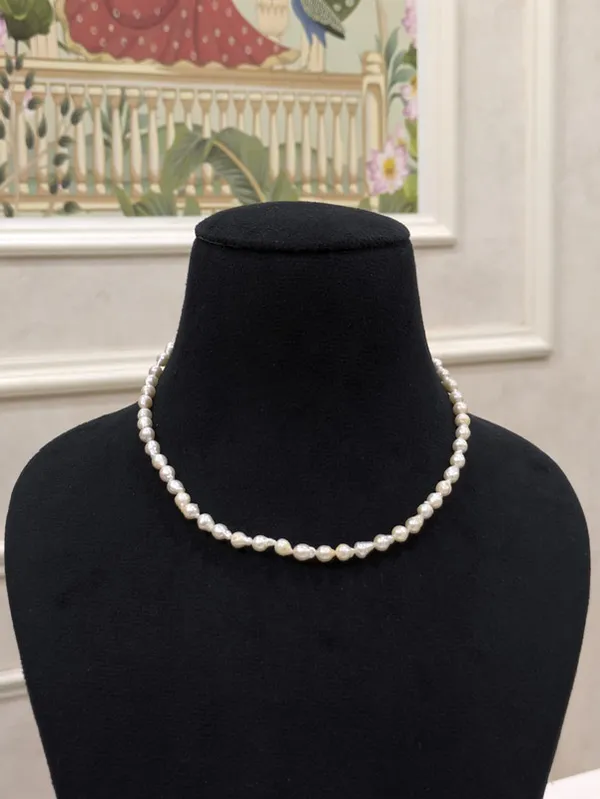 White__Rice_Pearl_Necklace_For_Women