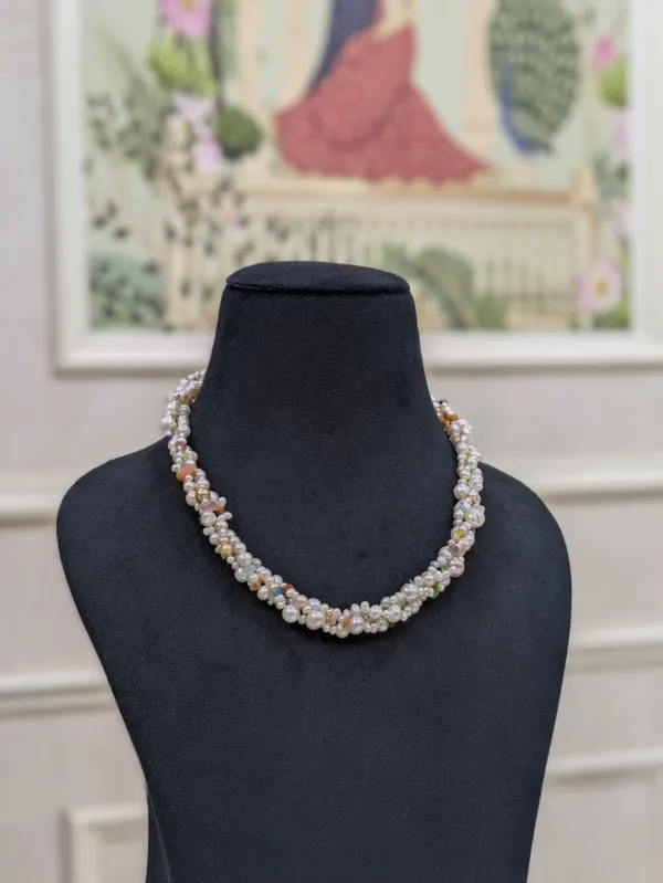 White__Layer_Necklace_For_Women