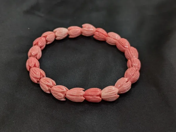 Pink_Tulip_Bracelet_for_Unisex