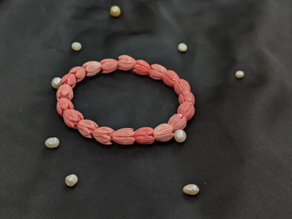 Pink_Tulip_Bracelet_for_Unisex