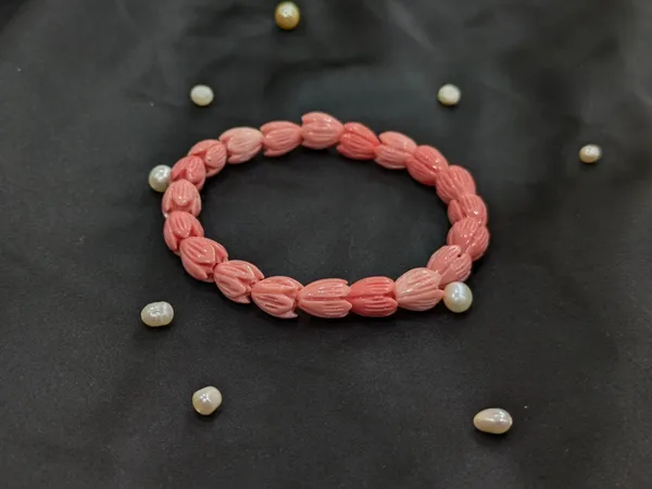 Pink_Tulip_Bracelet_for_Unisex