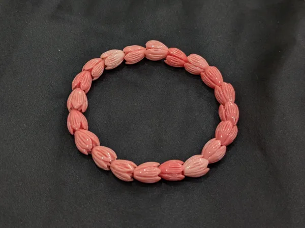 Pink_Tulip_Bracelet_for_Unisex