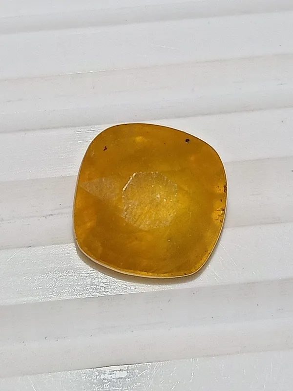 Yellow_Sapphire_Certified_Loose_Stone_|_Promotes_Wealth,_Knowledge_&_Healthy_Relationships_|_Astrologically_Made