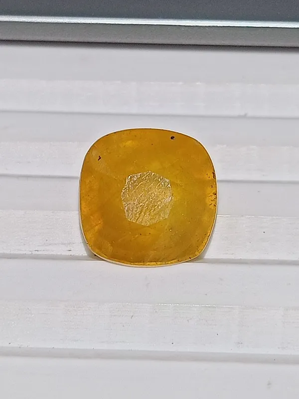 Yellow_Sapphire_Certified_Loose_Stone_|_Promotes_Wealth,_Knowledge_&_Healthy_Relationships_|_Astrologically_Made