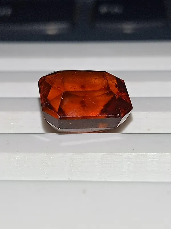 Hessonite_Garnet_(Gomed)_Certified_Loose_Stone_|_Enhances_Confidence,_Career_Growth_&_Mental_Clarity_|_Astrologically_Made