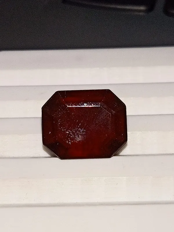 Hessonite_Garnet_Certified_Loose_Stone_|_Improves_Decision_Making,_Confidence_&_Life_Stability_|_Astrologically_Made