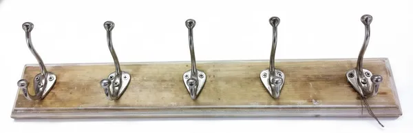 Silver_Wood,_5_Nickel_Hooks_Bevelled_(Pack_Of_6)_(61L_X_14B_X_10H_Cm)