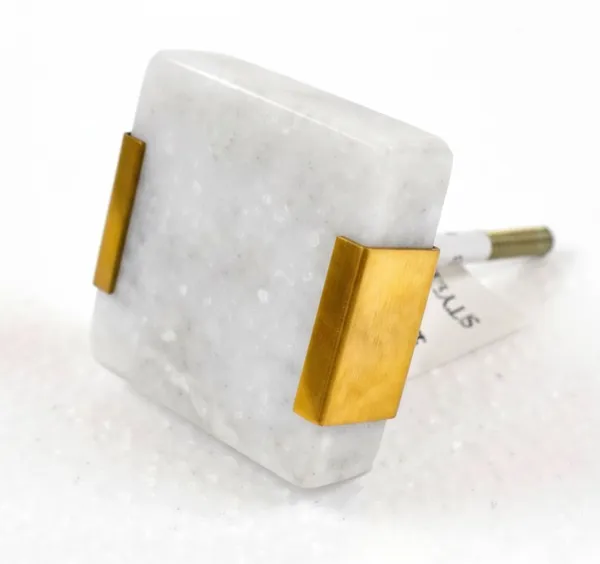 White_Square_Marble_And_Brass_Knob_(Pack_Of_6)_(4.5L_X_4.5B_X_6.25H_Cm)