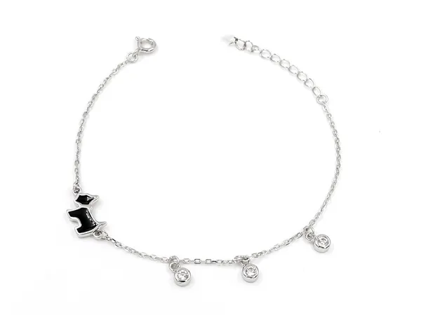 Silver_Royal_Crest_Wristlet_Bracelet_For_Women