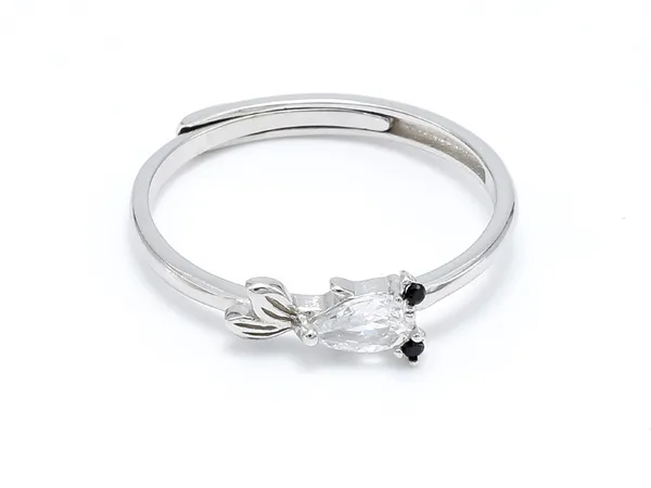 Silver_Fish-Tailed_Elegance_Ring_For_Women