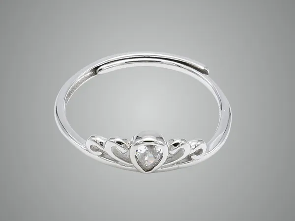 Silver_Crowned_In_Elegance_Ring_For_Women