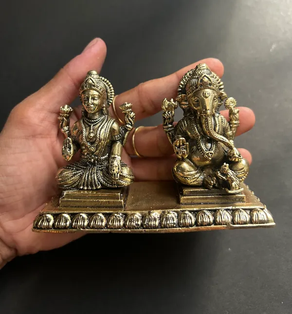 Golden_Finish_Pure_Brass_Laxmi_Ganesh_God_Statue_(3_Inch)