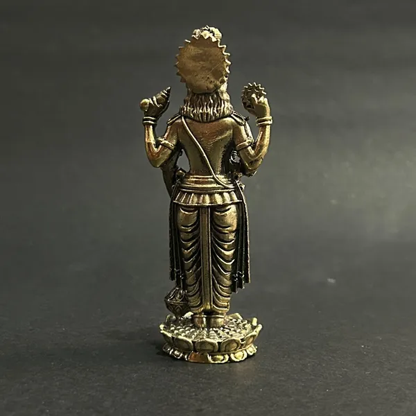 Golden_Finish_Pure_Brass_Vishnu_God_Statue_(4_Inch)