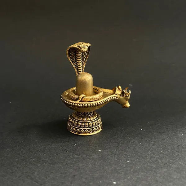 Golden_Finish_Pure_Brass_Shivling_Statue_(2_Inch)