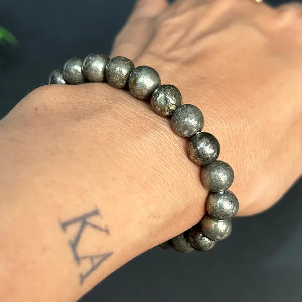 Gold_Finish_Certified_Gemstone_Pyrite_Real_Stone_Bracelet_(8_Inch)