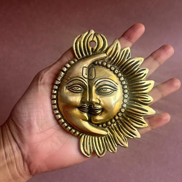 Golden_Brass_Sun_Moon_Wall_Hanging_(4.5_Inch)
