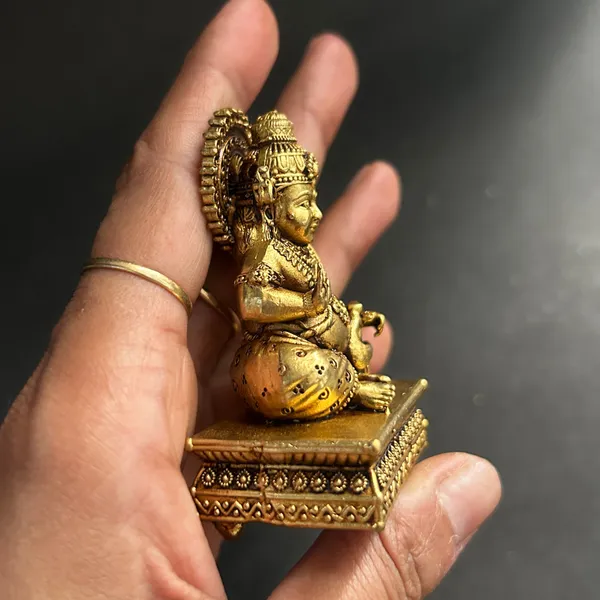 Golden_Finish_Pure_Brass_Dhan_Kuber_God_Statue_(2.5_Inch)