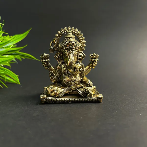 Golden_Finish_Pure_Brass_Ganesha_God_Statue_(2_Inch)