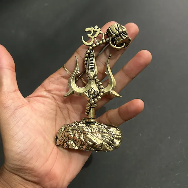 Golden_Finish_Pure_Brass_Shiva_Trishul_Vastu_Statue_(4_Inch)