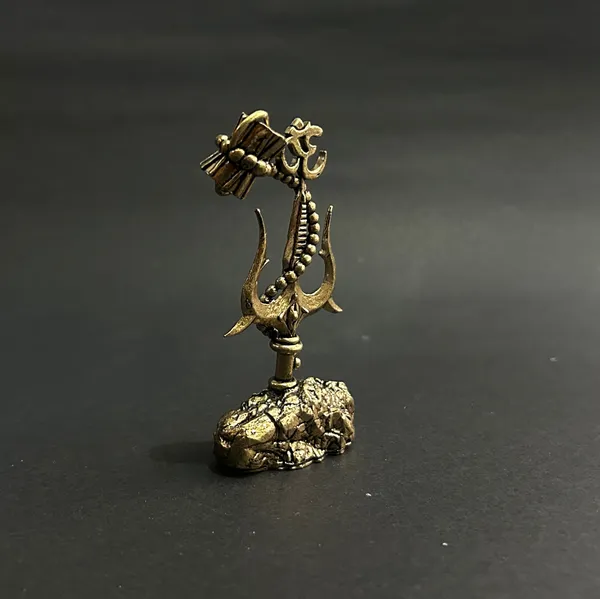 Golden_Finish_Pure_Brass_Shiva_Trishul_Vastu_Statue_(4_Inch)