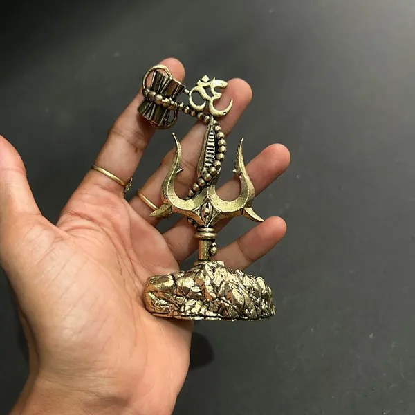 Golden_Finish_Pure_Brass_Shiva_Trishul_Vastu_Statue_(4_Inch)