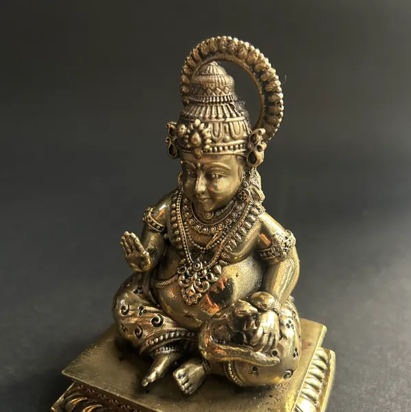 Golden_Finish_Pure_Brass_Dhan_Kuber_God_Statue_(4_Inch)