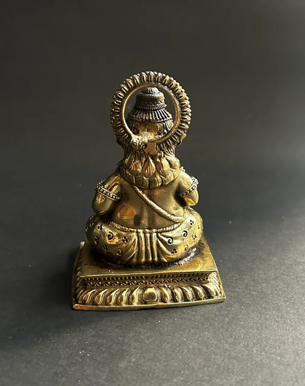Golden_Finish_Pure_Brass_Dhan_Kuber_God_Statue_(4_Inch)