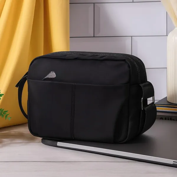 Black_Crossbody_Sling_Waterproof_Shoulder_Messenger_Bag_For_Men_&_Women