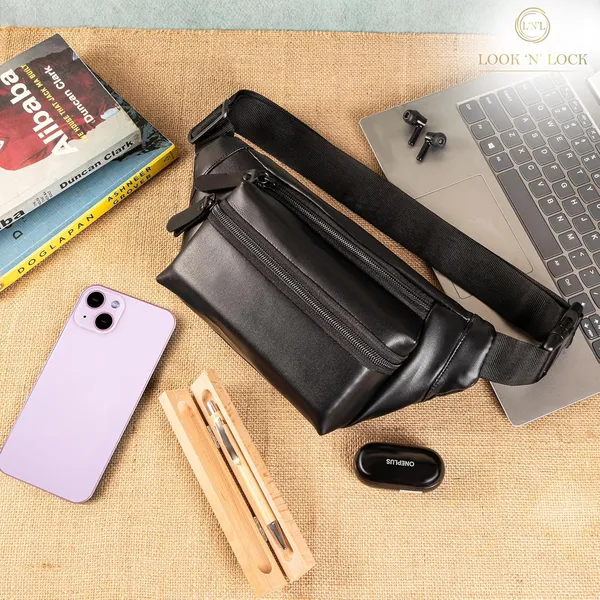 Black_Foam_Premium_Waist_Bag_For_Men_&_Women