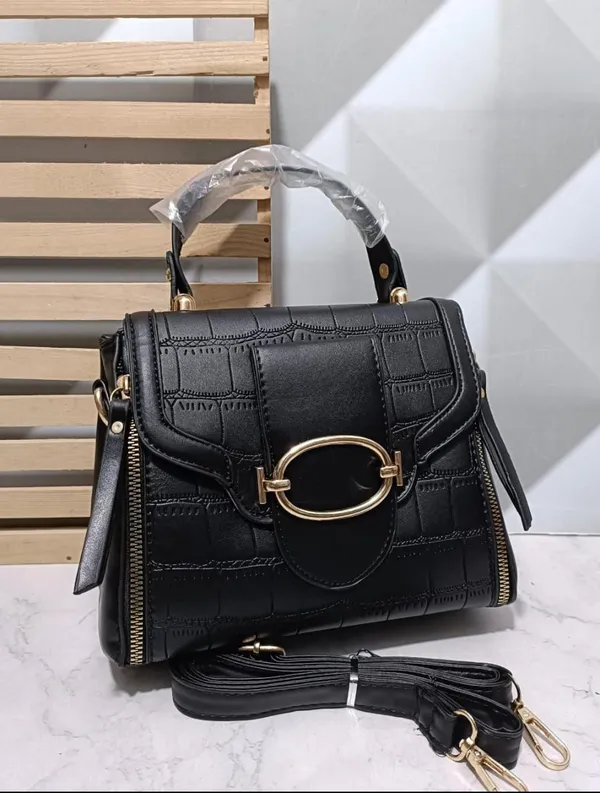 Premium_Croc-Textured_Handbag_for_Women