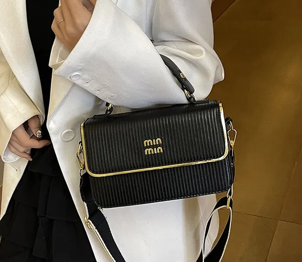 Women’s_Trendy_PU_Leather_Crossbody_Sling_Bag_–_Small_Plaid_Shoulder_Mobile_Bag,_Adjustable_Strap,_Lightweight_Casual_Everyday_Handbag,_Ladies_Designer_Side_Purse