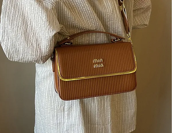 Women’s_Trendy_PU_Leather_Crossbody_Sling_Bag_–_Small_Plaid_Shoulder_Mobile_Bag,_Adjustable_Strap,_Lightweight_Casual_Everyday_Handbag,_Ladies_Designer_Side_Purse