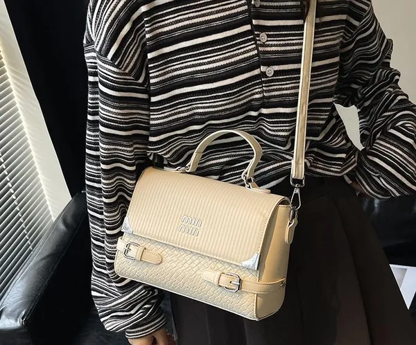 Women’s_Trendy_PU_Leather_Crossbody_Sling_Bag_–_Small_Plaid_Shoulder_Mobile_Bag,_Adjustable_Strap,_Lightweight_Casual_Everyday_Handbag,_Ladies_Designer_Side_Purse