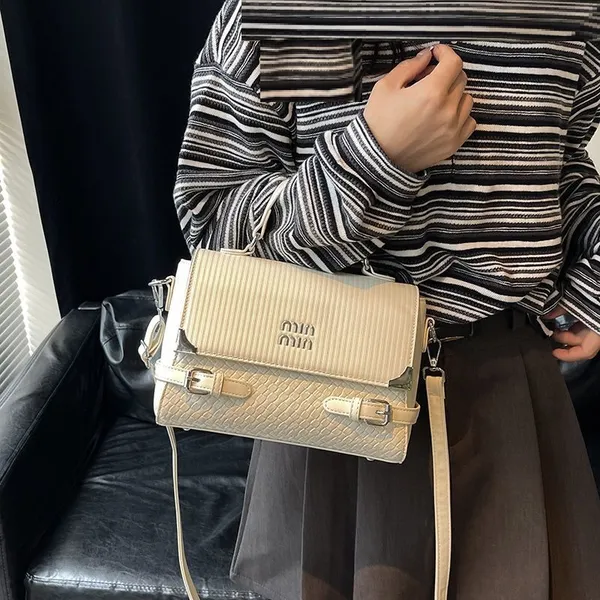 Women’s_Trendy_PU_Leather_Crossbody_Sling_Bag_–_Small_Plaid_Shoulder_Mobile_Bag,_Adjustable_Strap,_Lightweight_Casual_Everyday_Handbag,_Ladies_Designer_Side_Purse