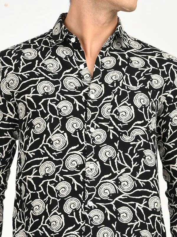 Black_Premium_Pure_Cotton_Printed_Shirt_For_Men