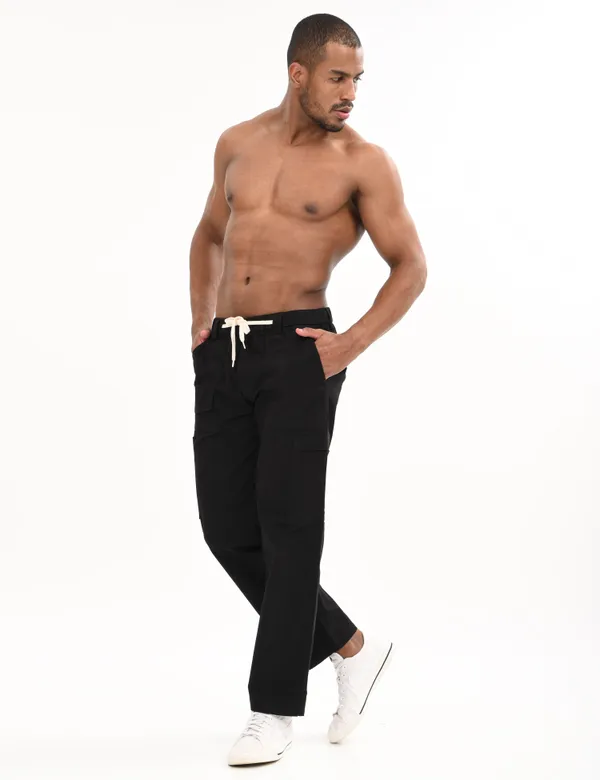 Black_Premium_Cotton_Solid_Cargo_For_Men