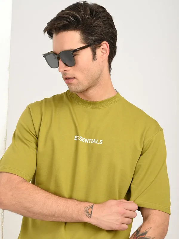 Green_Premium_Pure_Cotton_Solid_T-Shirt_For_Men