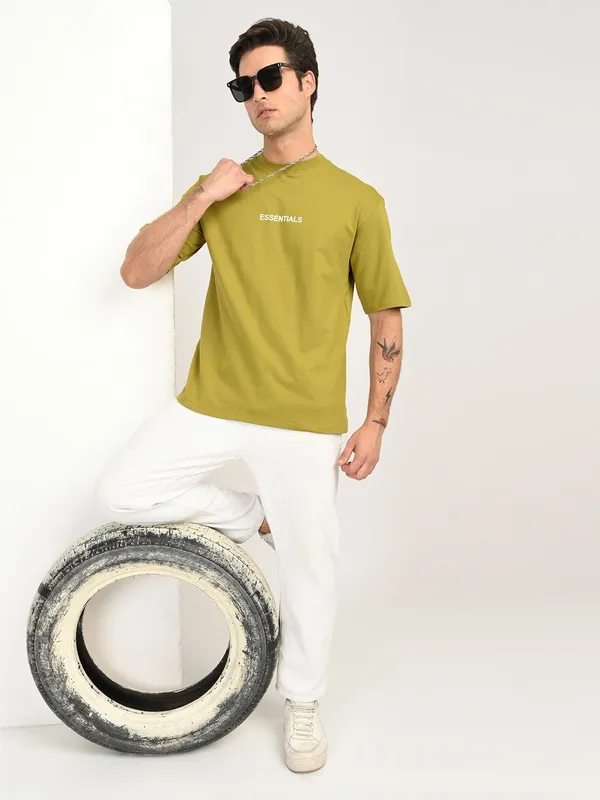 Green_Premium_Pure_Cotton_Solid_T-Shirt_For_Men