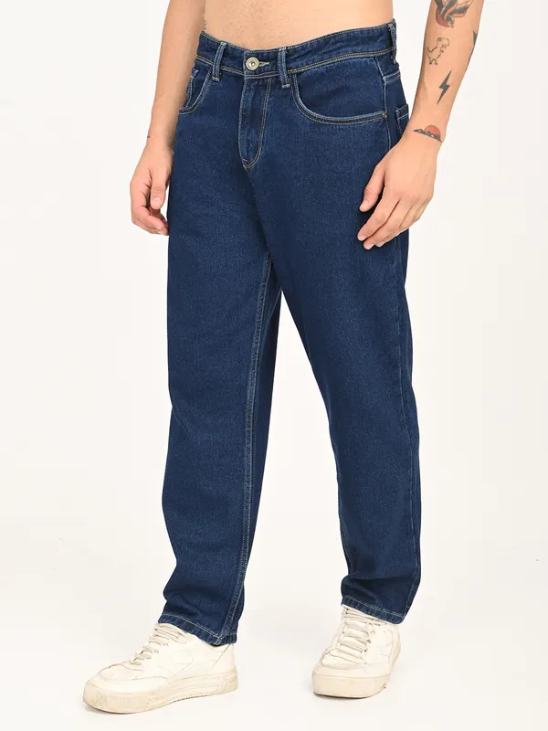Straight_Fit_Jeans_For_Men