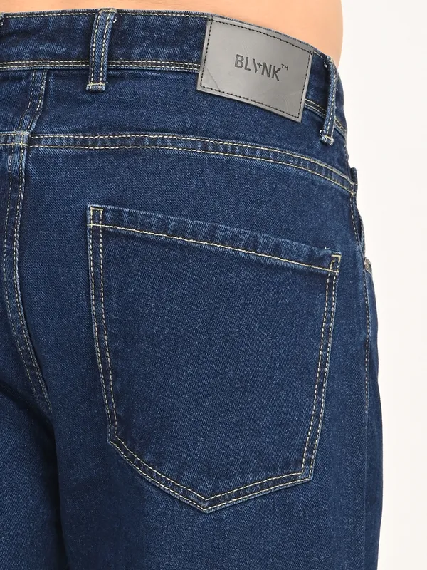 Straight_Fit_Jeans_For_Men