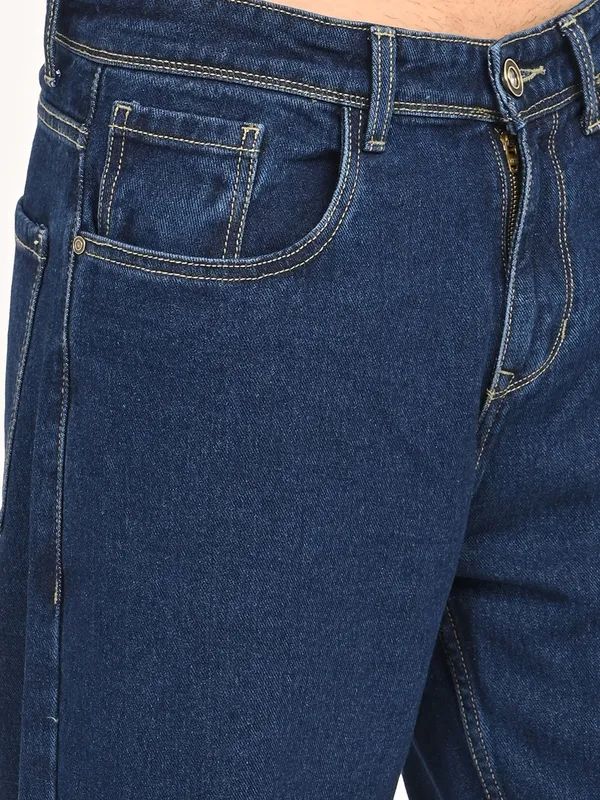 Straight_Fit_Jeans_For_Men