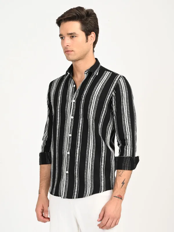Black_Premium_Pure_Cotton_Printed_Shirt_For_Men