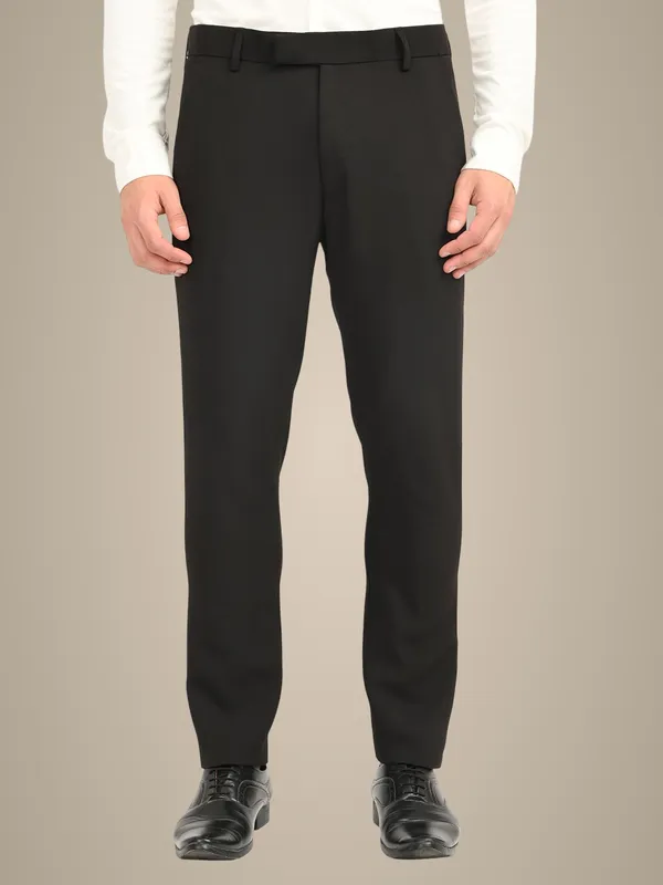 Black_Premium_Lycra_Blend_Solid_Casual_Trousers_For_Men