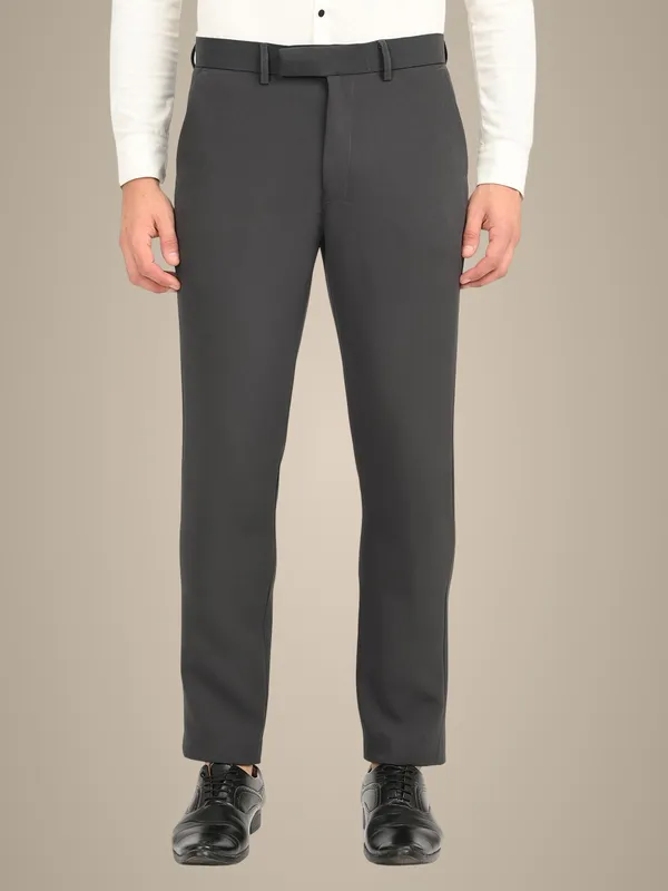 Dark_Grey_Premium_Lycra_Blend_Solid_Casual_Trousers_For_Men
