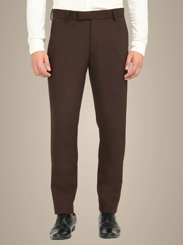 Brown_Premium_Lycra_Blend_Solid_Casual_Trousers_For_Men