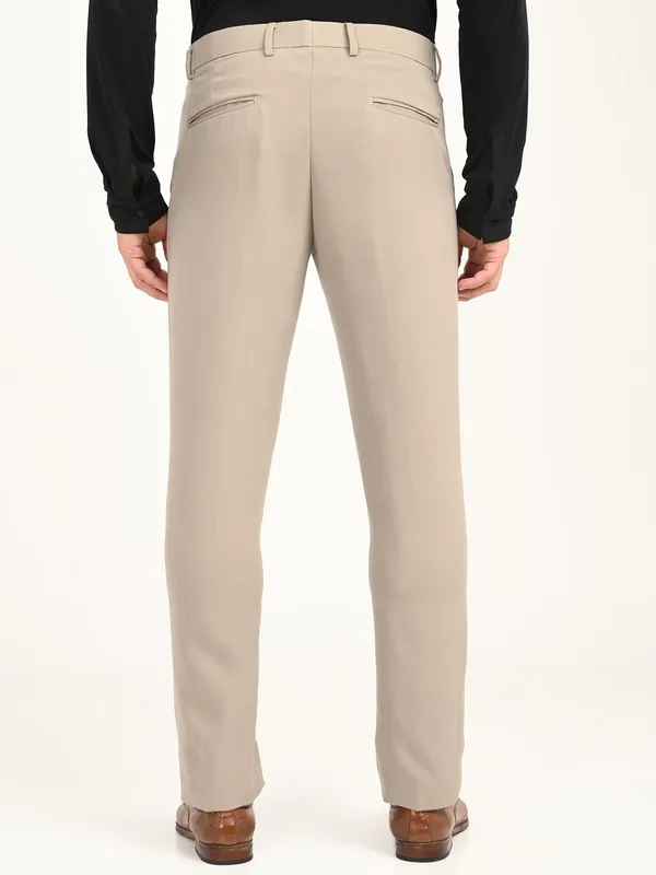 Cream_Premium_Lycra_Blend_Solid_Casual_Trousers_For_Men